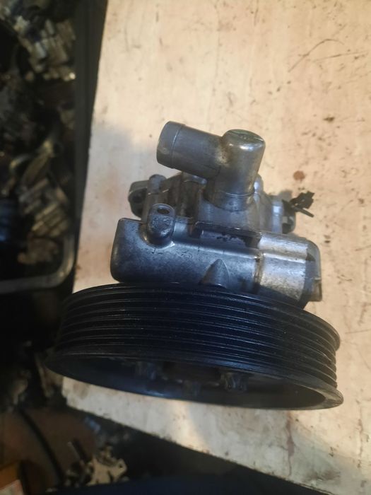 pompa servodirecție mercedes e class w211 2.2 cdi cod a0034660101