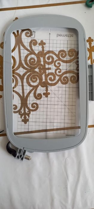 Вышывателная машина Bernette