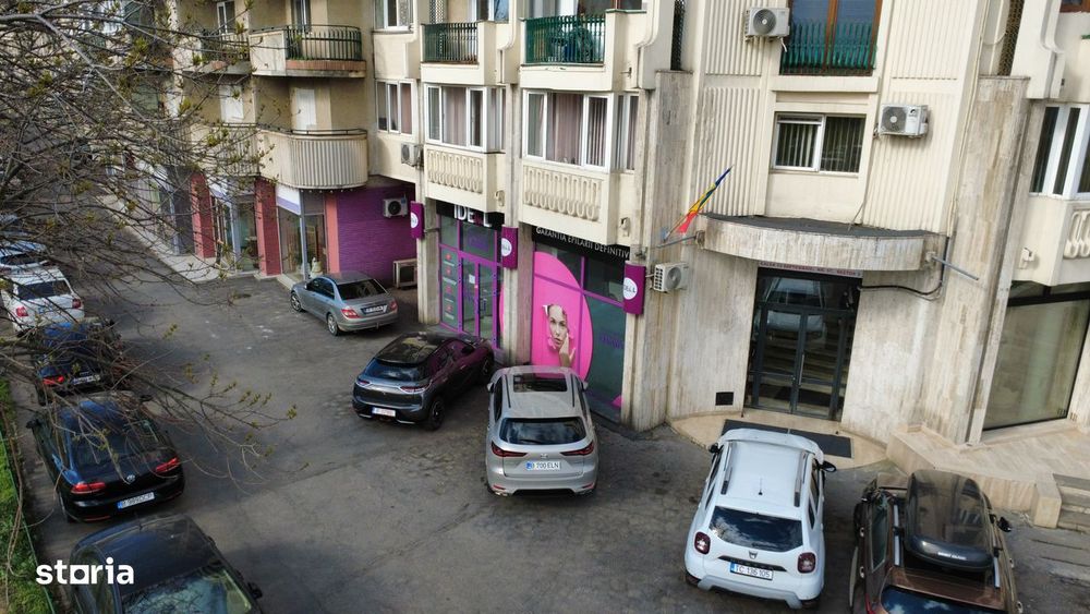 Spatiu Comercial Uranus - Casa Poporului - 2600 E/Mp - Investitie