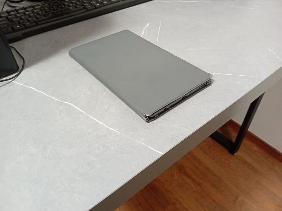 Стол компьютерный серый лофт