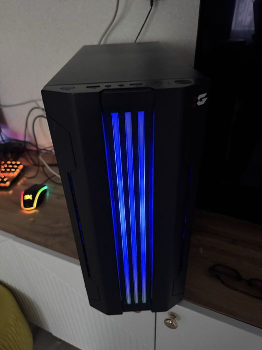 Rtx 5060 i5 14400f 32gb ddr5