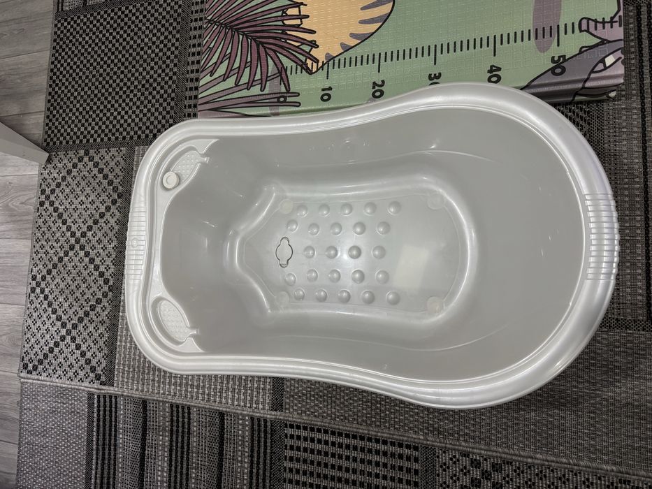 Продам ванную с горкой