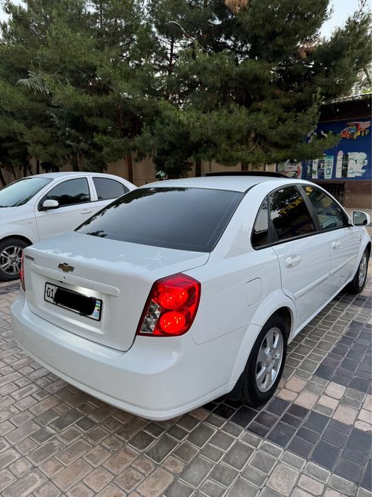 Gentra 2022 full srochna sotiladi