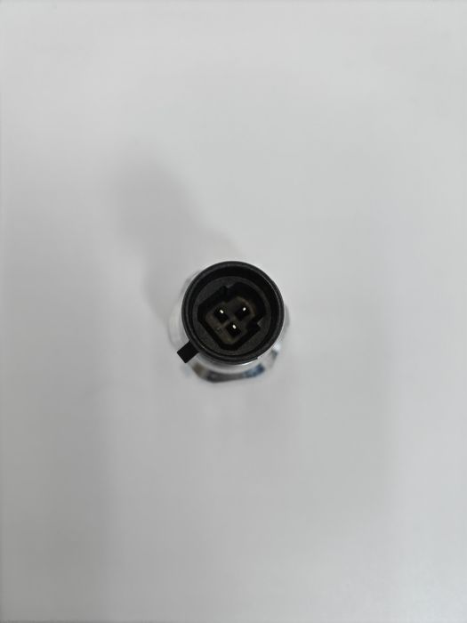 BYD davleniye va temperatura datchik BYD датчик давления и температуры