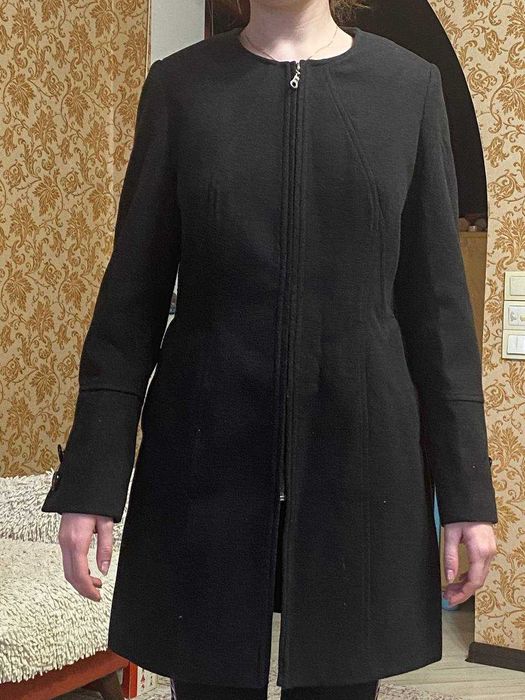 Пальто демисезонное
