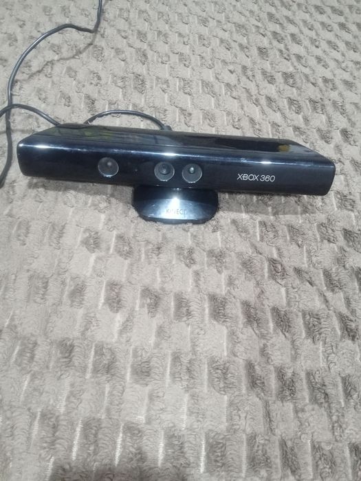 Продам приставку xbox 360