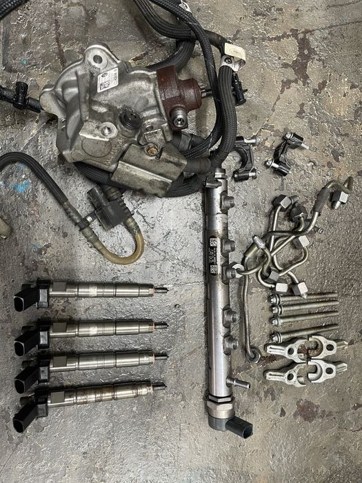 Kit injectie bmw 320d 177 cp BMW 520d 177 cp COD INJECTOARE 7805428