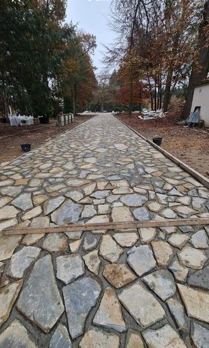 Pavaj din piatra naturala decorativa