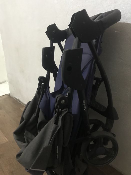 Прогулочная коляска для детей.