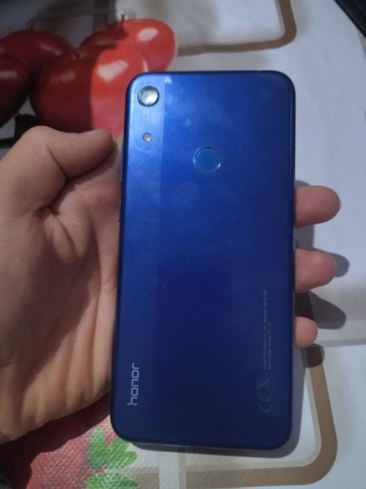 Honor 8A holati yaxshi 32 gb