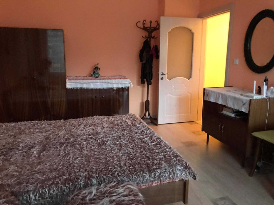 Дава се под наем Едностаен апартамент в София, Борово - 45 кв.м за 378.93 € - Снимка #1