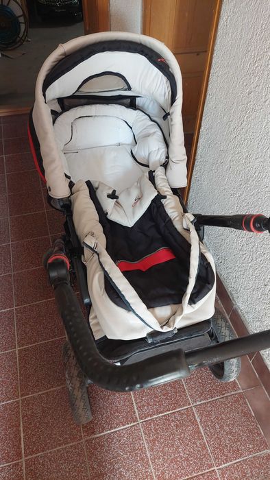 Бебешка количка 2в1 Hartan