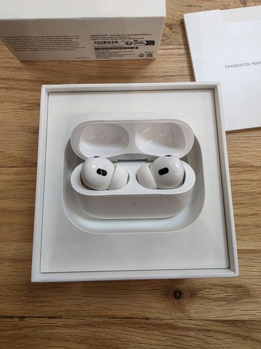 Слушалки  Apple AirPods Pro (2nd generation)