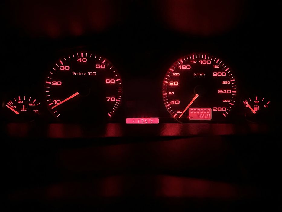 Продам Ауди 100 с4