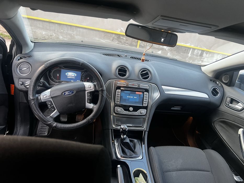 Ford Mondeo 2.0 TDCi 140CP 2010/ stare foarte buna