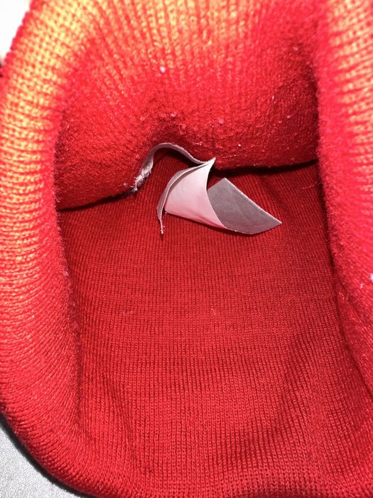 Căciulă bărbați roșie