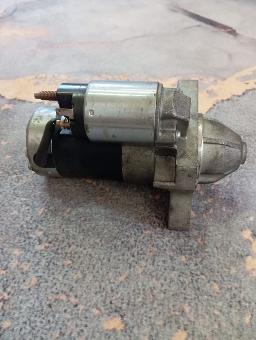 Стартер на Nissan X-Trail T31