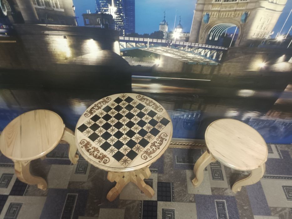 Игровой Стол и стулья