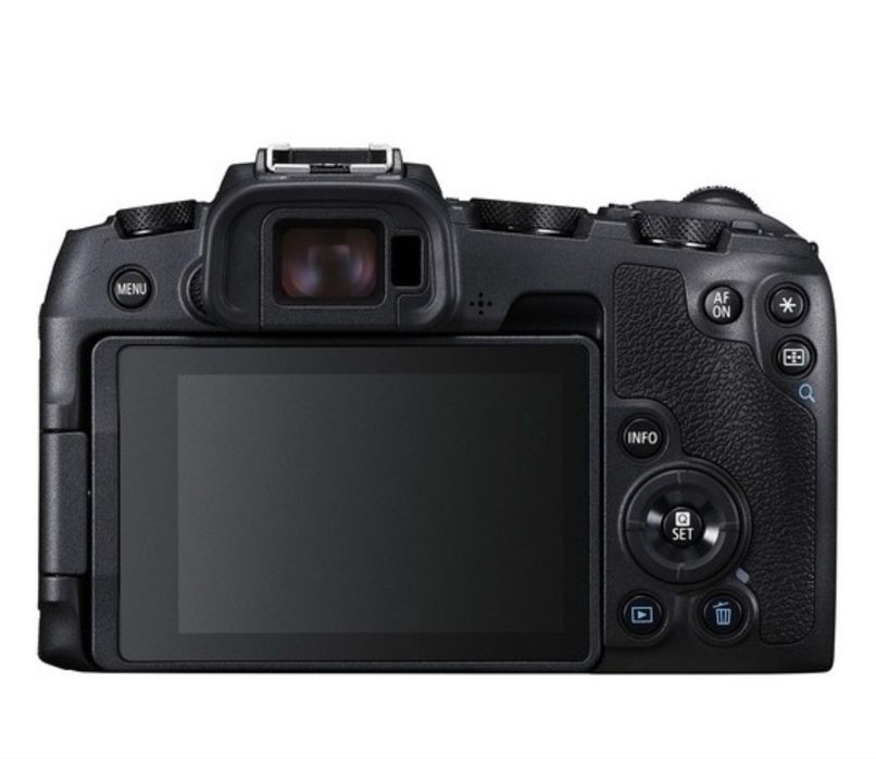 Продам фотокамеру Canon RP