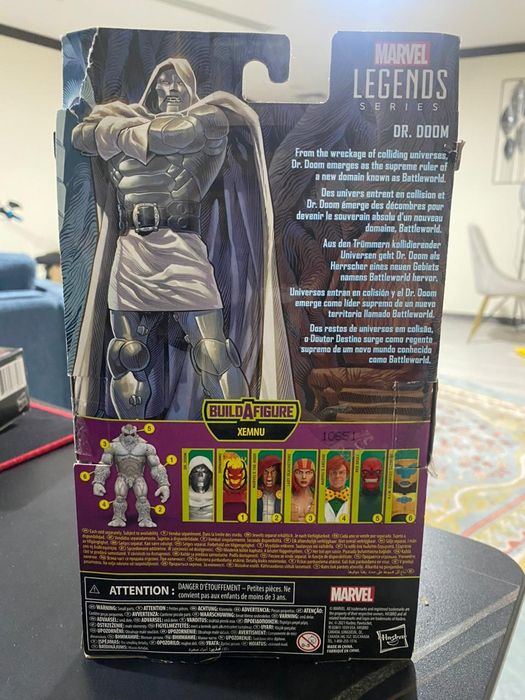 Фигурка marvel legends Доктора дума