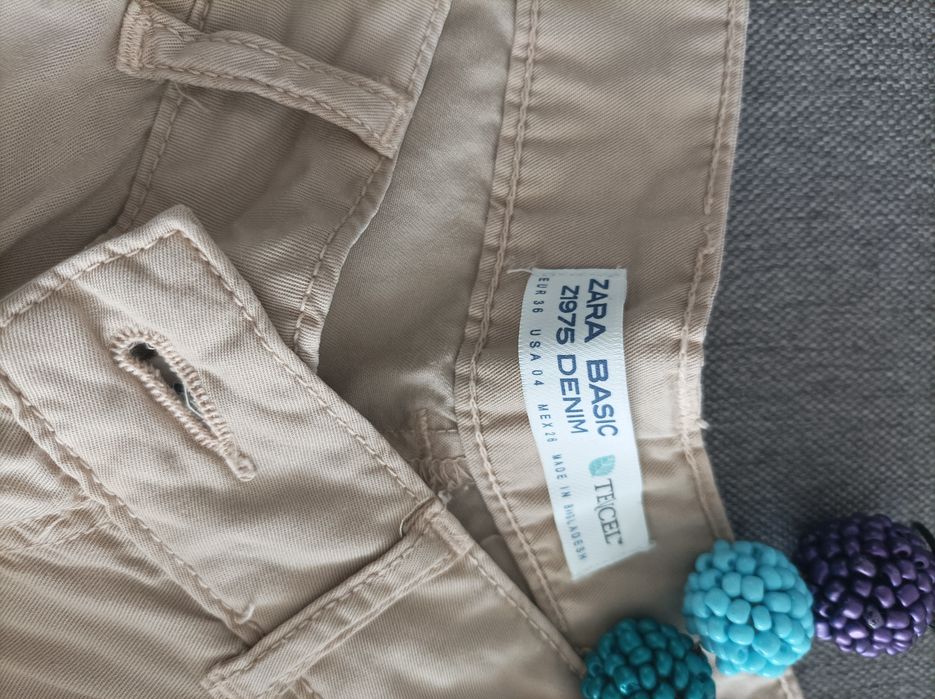 Pantaloni Chinos Zara  pt vara