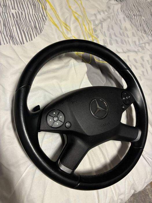 Волан за mercedes
