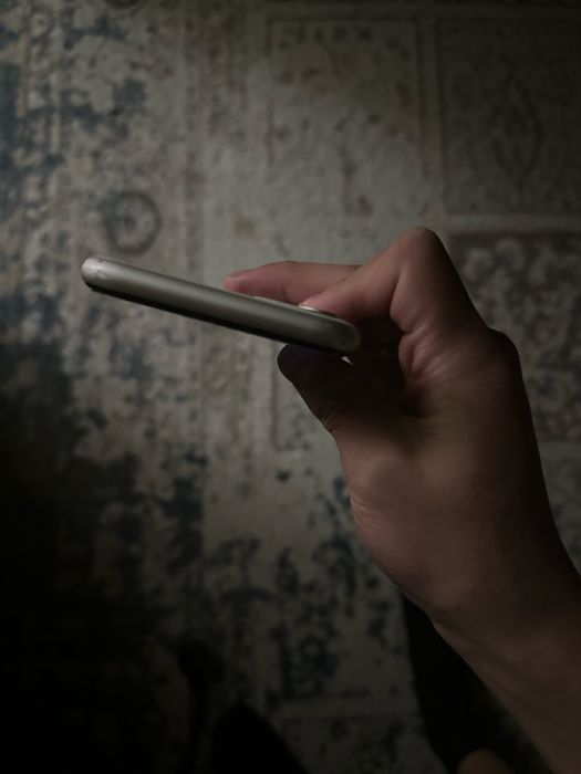 Айфон 11 64 гб.