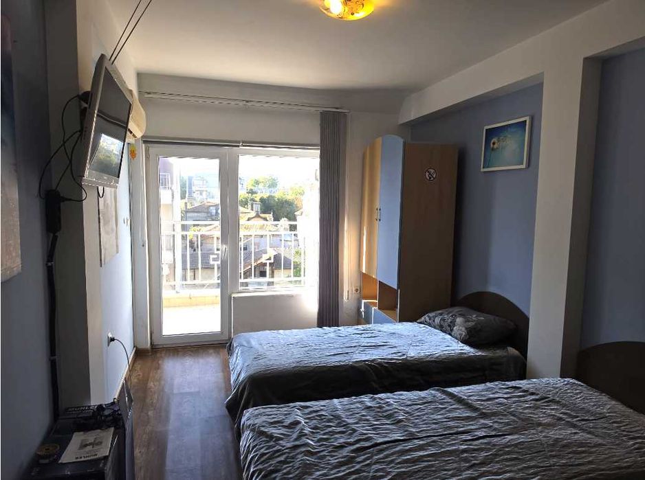 Дава се под наем Четиристаен апартамент в Варна, Център - 150 кв.м за 1200 € - Снимка #6