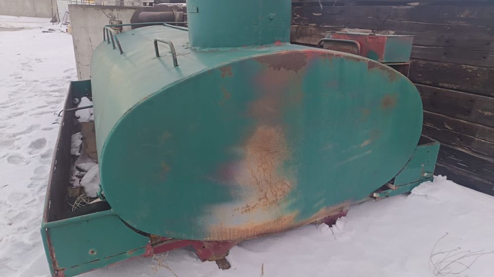 Продам бочку под воду.