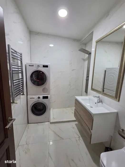 Vând apartament premium cu 2 camere, în centrul istoric al Sibiului, orașul de jos