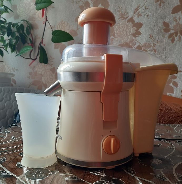 Продам соковыжималку не дорого