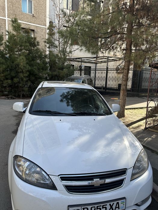 Жентра сотилади.