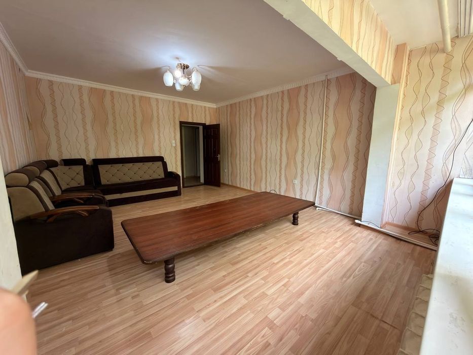 Чиланзар- 20 кв 2/1/9.65м2 Срочно Продам квартиру срочно