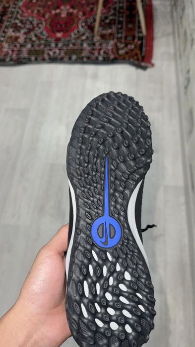 Продам кросовки оригинал