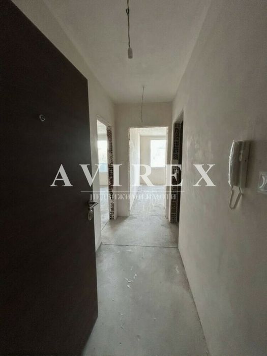 ОФЕРТА 42154 Двустаен апартамент в кв. Тракия, зад Томов Плаза.