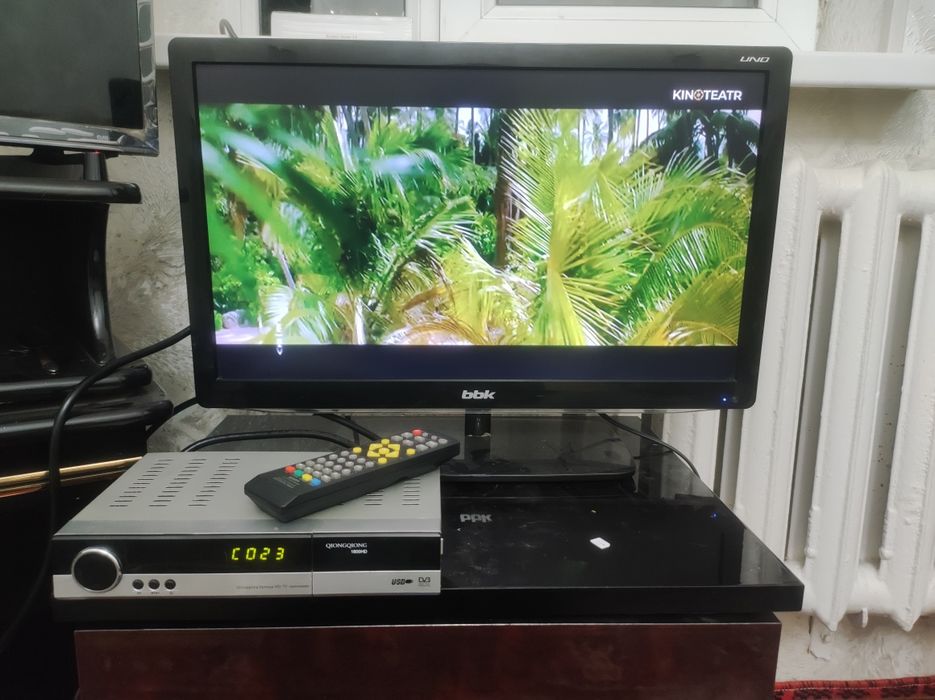 Телевизор BBK 22 тюнер