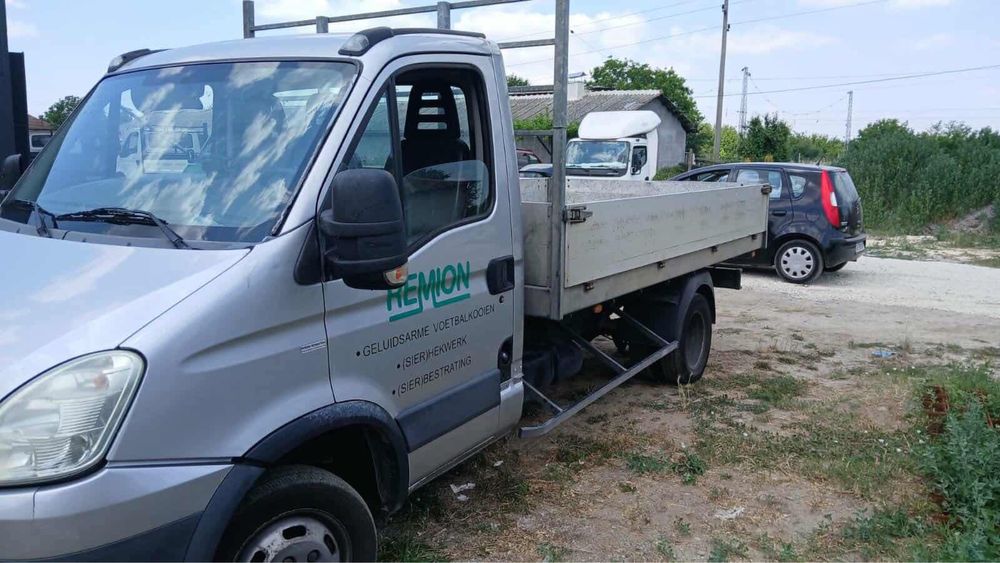 Самосвал 3.5 т. под наем във Велико Търново,областта и извън нея!