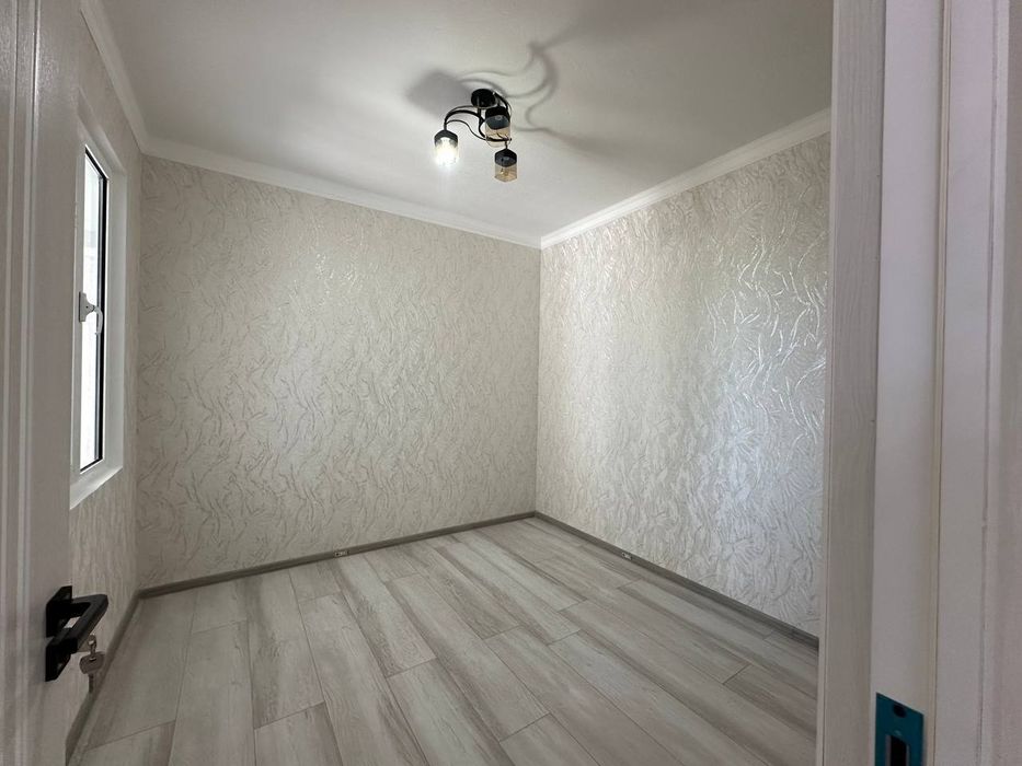 Продаётся евро участка.   Катедж л3аримиз сотилмокда