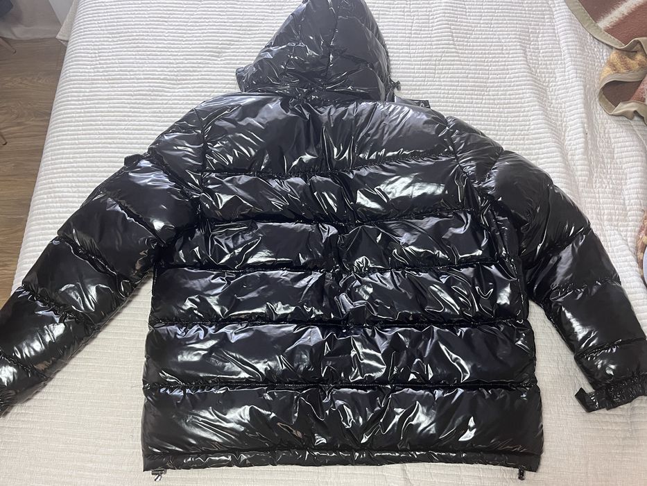 ОРИГИНАЛНО яке монклер