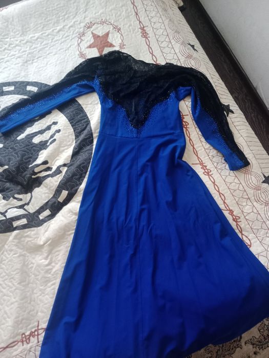 Платья  вечерние