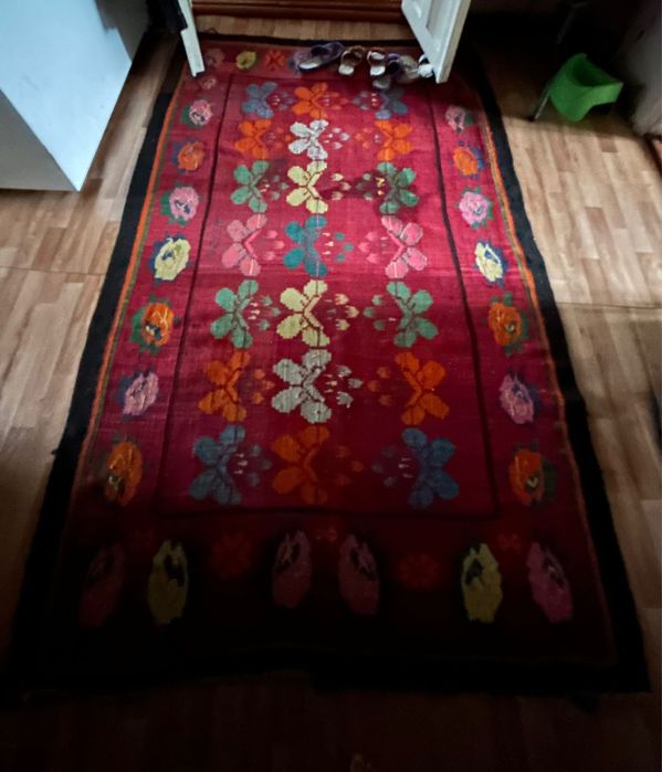 Продам ковры ручной работы