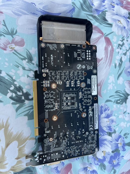 Продам видеокарту Palit 2060 6gb