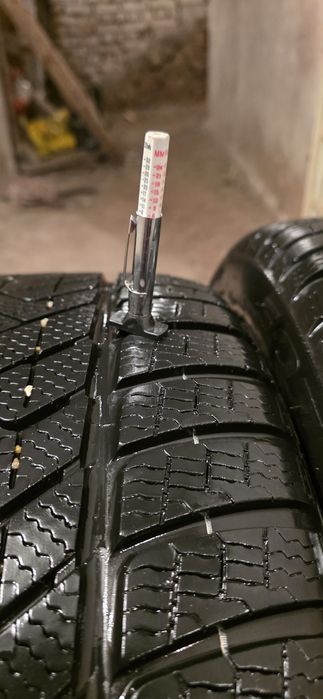 PIRELLI ZERO 3 255/ 40/18 зимни  2021г 6м грайфер