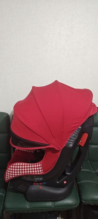 Продам автомобильное кресло для ребенка