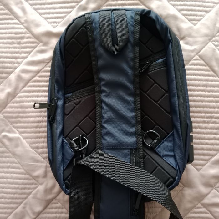 Продам сумку Vivo