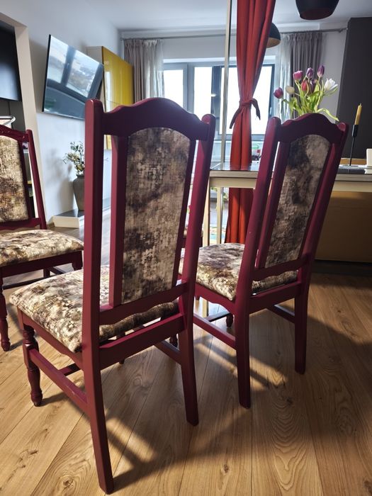 Set 4 scaune mov in stare foarte buna