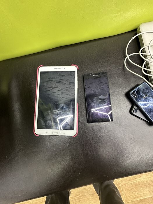 Telefoane laptop tablete