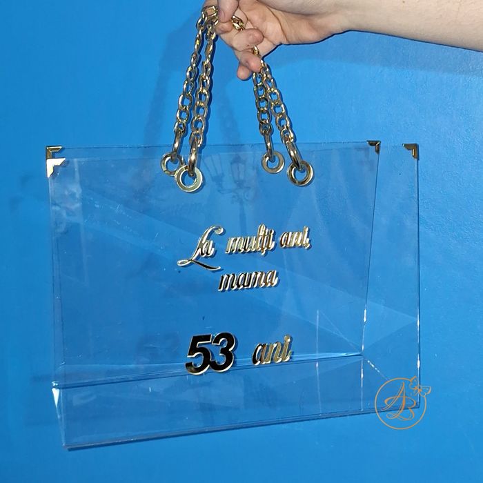 Posete  gentute din plexiglass transparent  pentru flori si cadouri