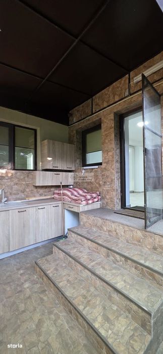 Apartament 4 camere+2 extinderi+2 curti/149 mp /Focsani/fosta Autogara