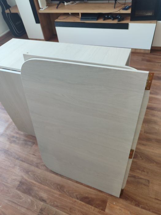 Продам стол складной 3 м.